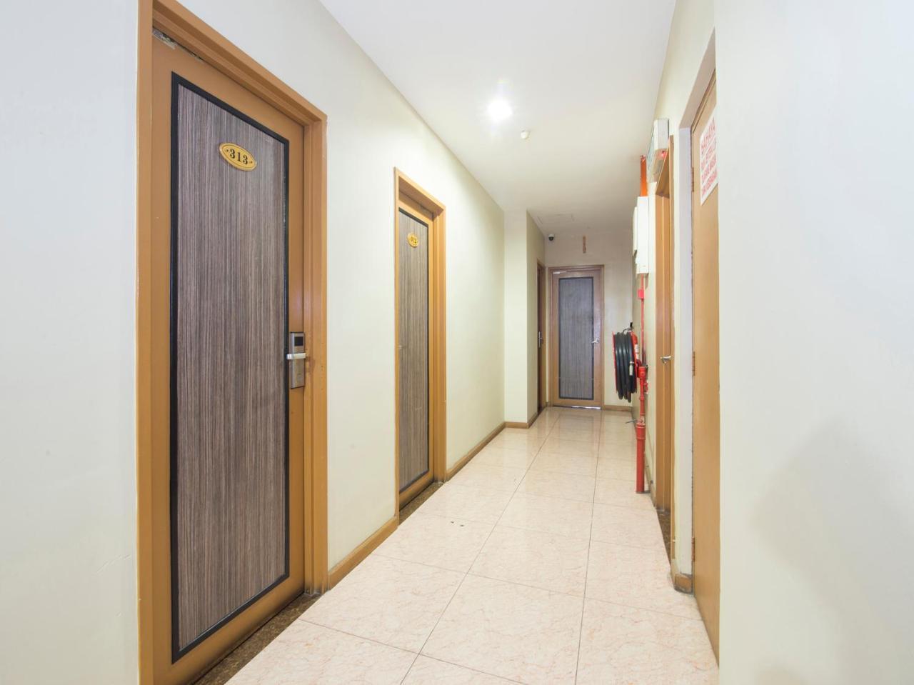 Oyo 422 Hotel Reno Kuala Lumpur Zewnętrze zdjęcie