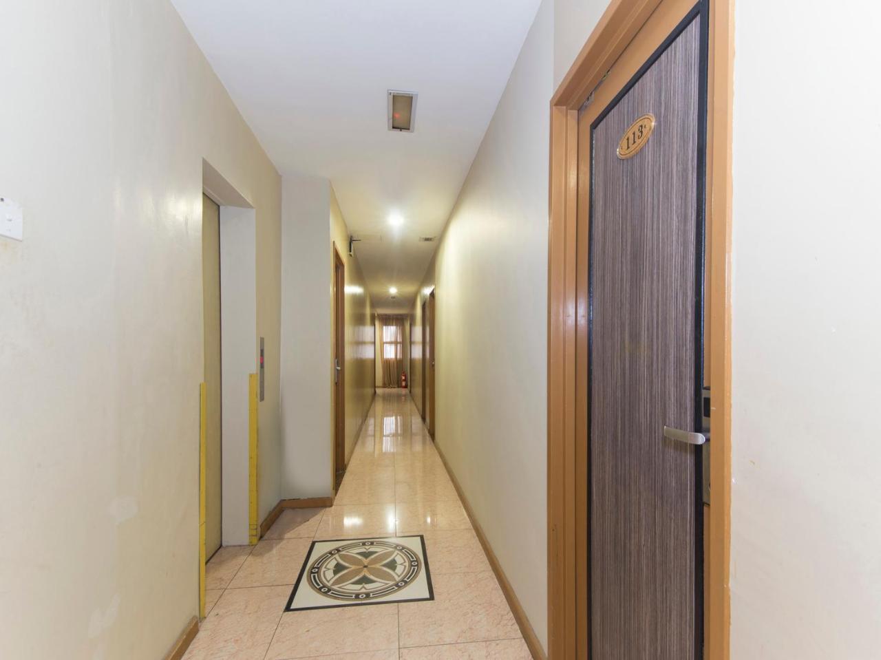 Oyo 422 Hotel Reno Kuala Lumpur Zewnętrze zdjęcie