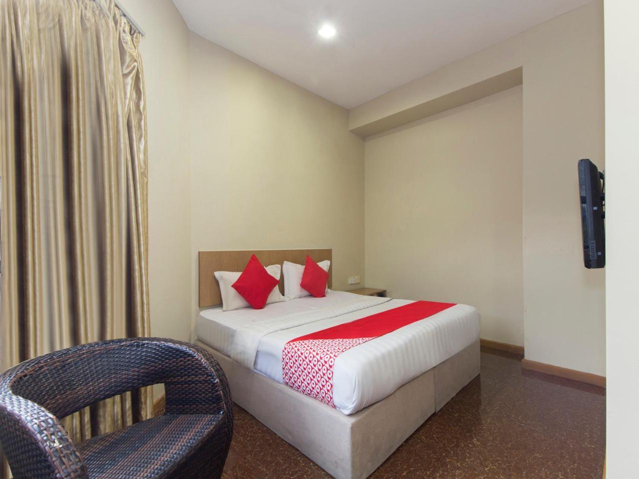 Oyo 422 Hotel Reno Kuala Lumpur Zewnętrze zdjęcie