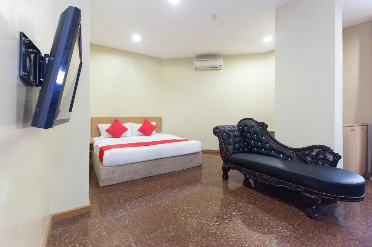 Oyo 422 Hotel Reno Kuala Lumpur Zewnętrze zdjęcie